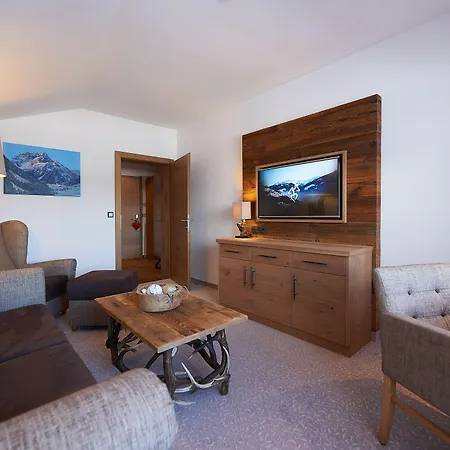 Hotel Boutique Herzhof - Garni-appartements - Adults Only Riezlern