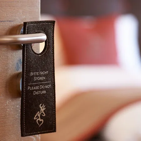 Ξενοδοχείο Boutique Herzhof - Garni-appartements - Adults Only Riezlern