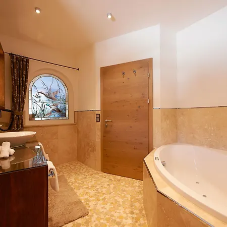 Boutique Herzhof - Garni-appartements - Adults Only Ξενοδοχείο 4*